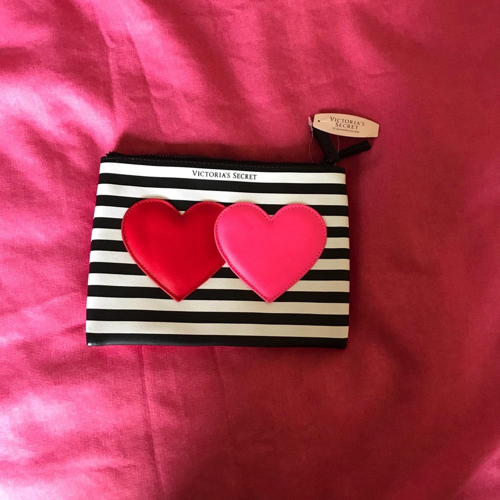 COPY - Victoria secret NWT magnetic makeup bag